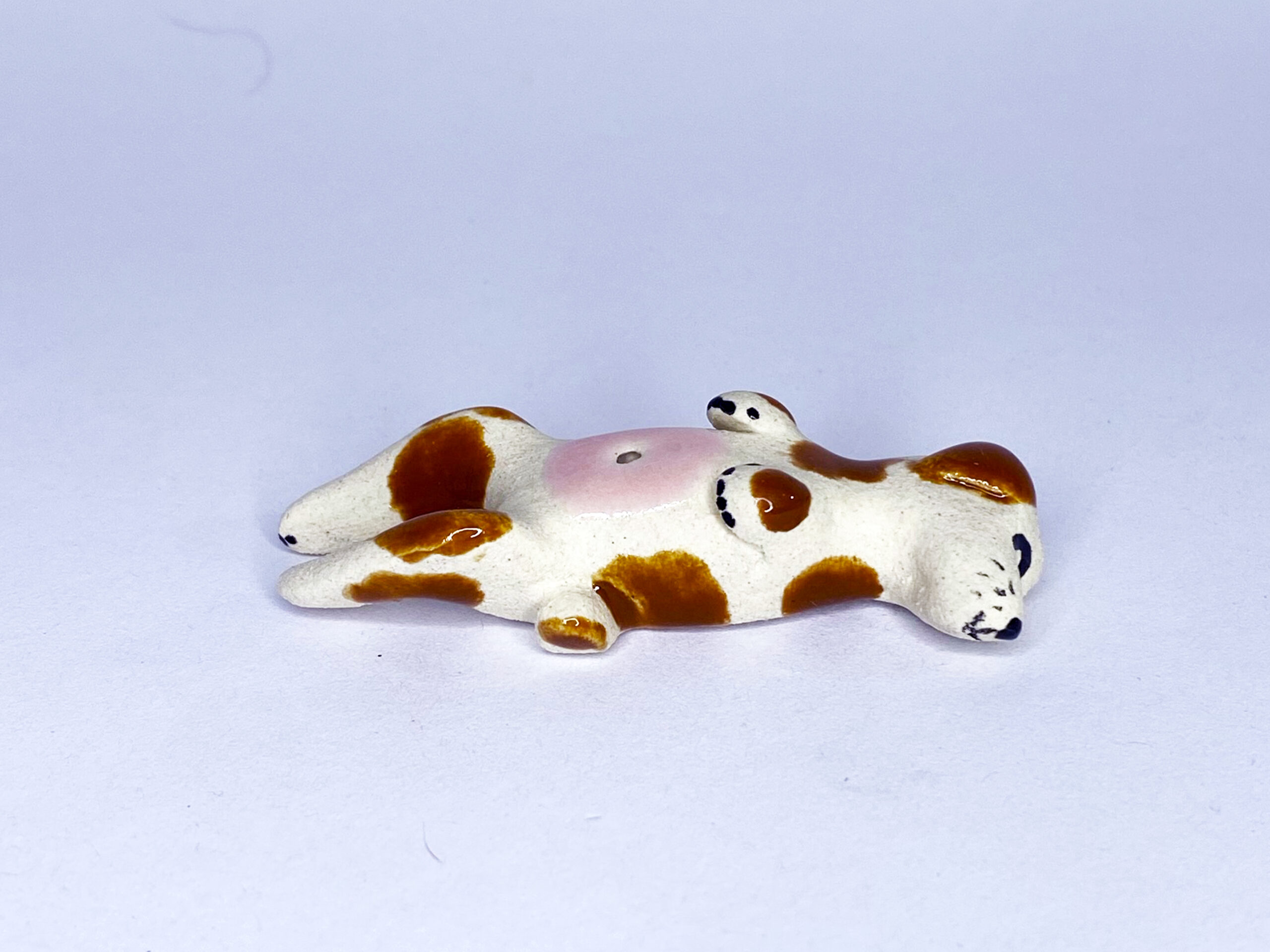 Porte-encens petit chien - tâches marrons – Image 2